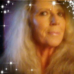 Meet your Posher, Lynda